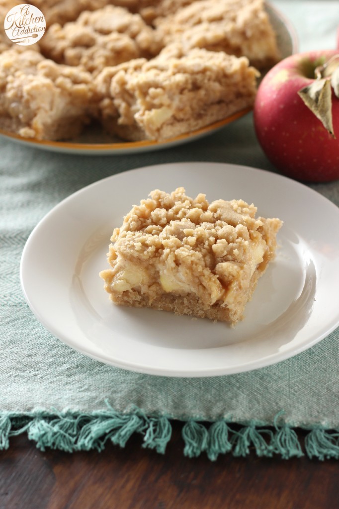 Caramel Apple Snickerdoodle Cheesecake Bars - A Kitchen Addiction