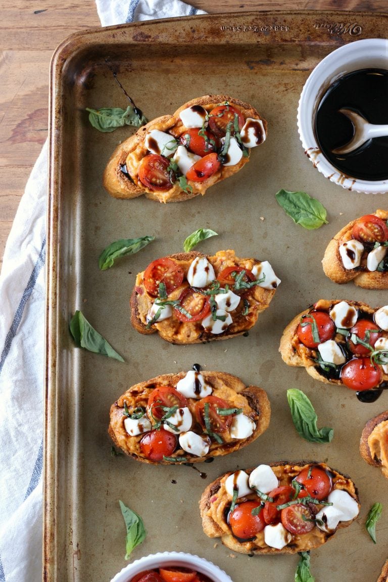 Caprese Roasted Red Pepper Hummus Crostini A Kitchen Addiction