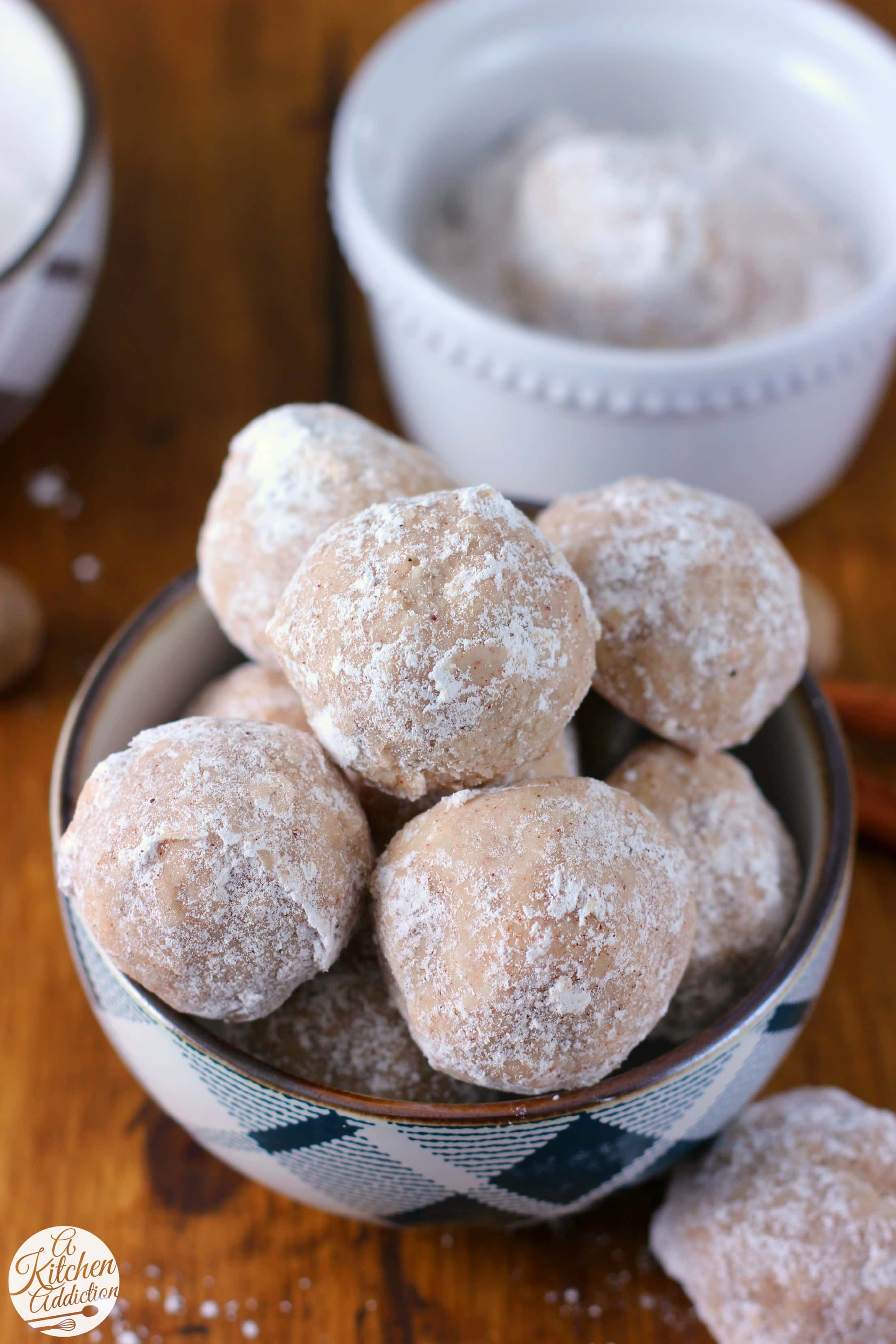 Spiced Eggnog Snowball Cookies - A Kitchen Addiction