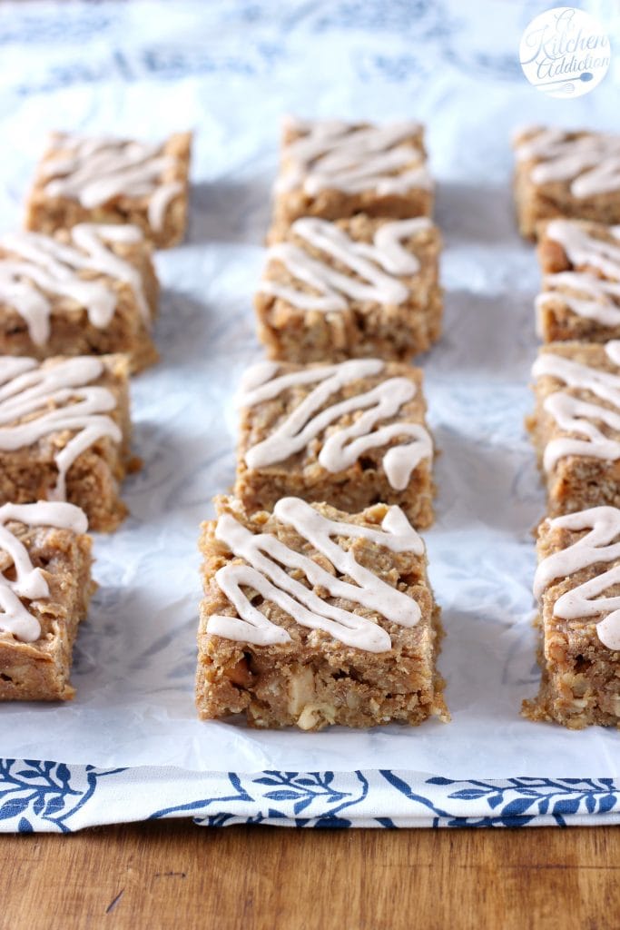 Soft Baked Apple Peanut Butter Oat Bars - A Kitchen Addiction