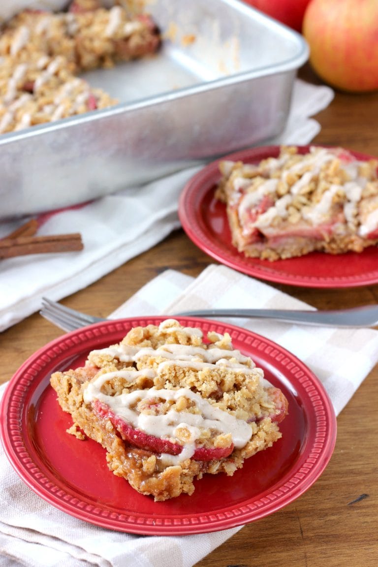 Peanut Butter Apple Crisp Bars (with Maple Drizzle!) - A Kitchen Addiction