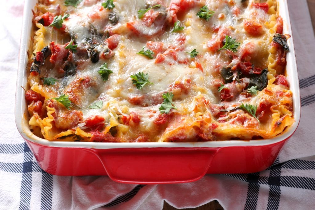 Cheesy Spinach Lasagna - A Kitchen Addiction