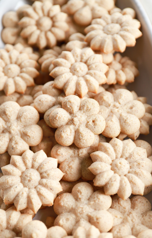 Chai Spritz Cookies - A Kitchen Addiction