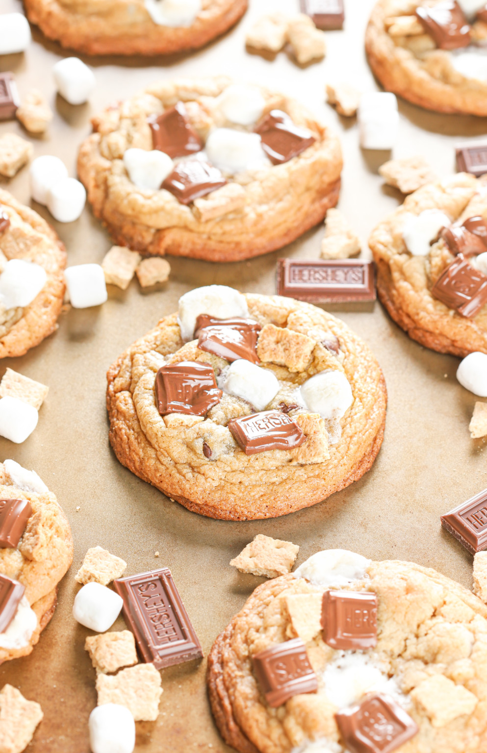 Bakery Style S'mores Cookies - A Kitchen Addiction